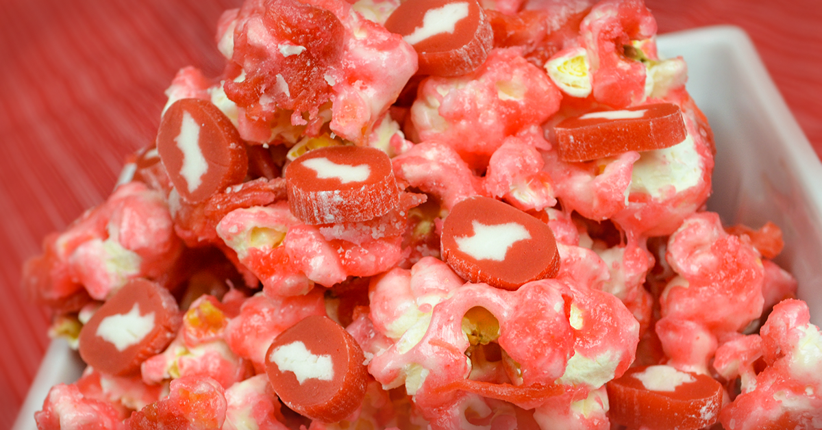 Recipe: Strawberry Caramel Candied Popcorn